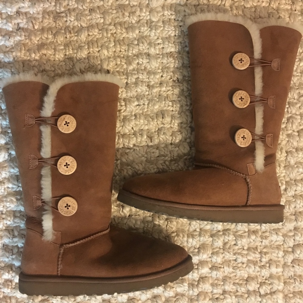 Uggs Bailey Button Triplet Boots